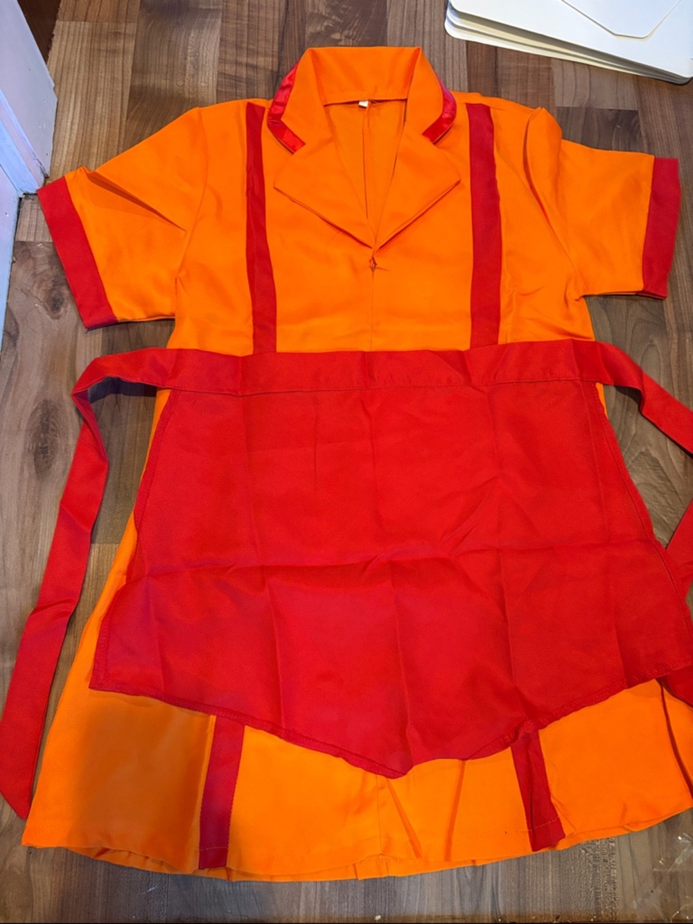 2 broke girls cosplay dress with apron